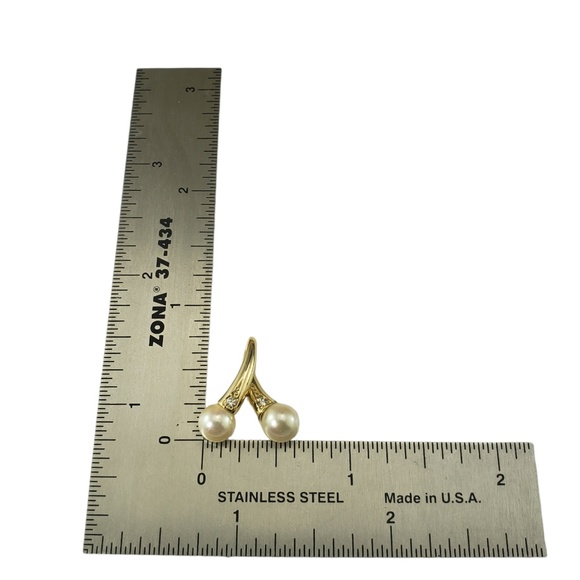 14 Karat Yellow Gold Pearl and Diamond Pendant #18661 - Picture 5 of 7